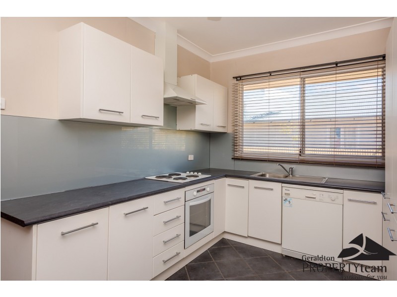 17 Eastbourne Road, Sunset Beach WA 6530