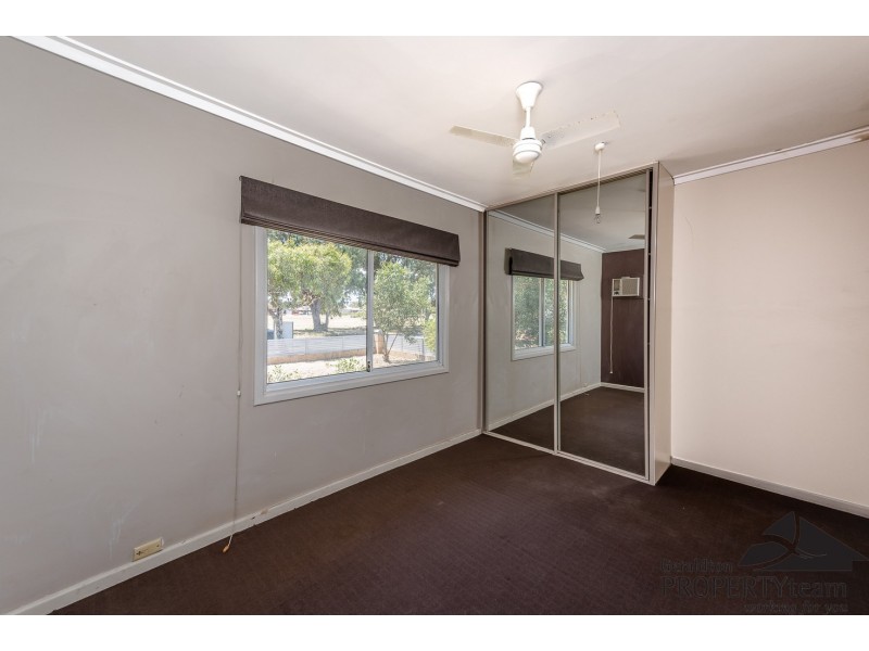 17 Eastbourne Road, Sunset Beach WA 6530