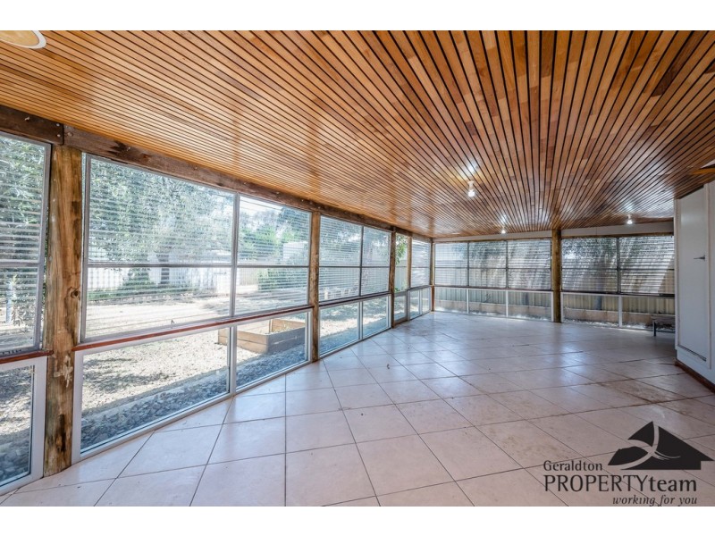 17 Eastbourne Road, Sunset Beach WA 6530