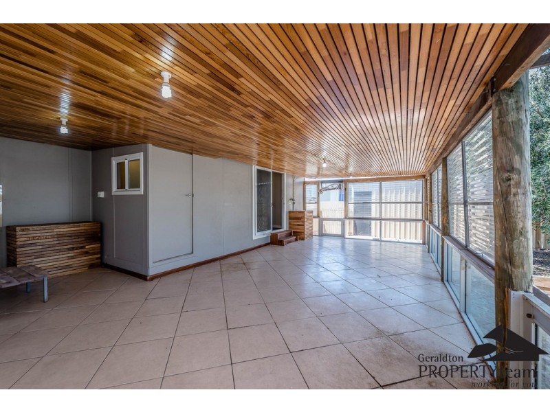 17 Eastbourne Road, Sunset Beach WA 6530