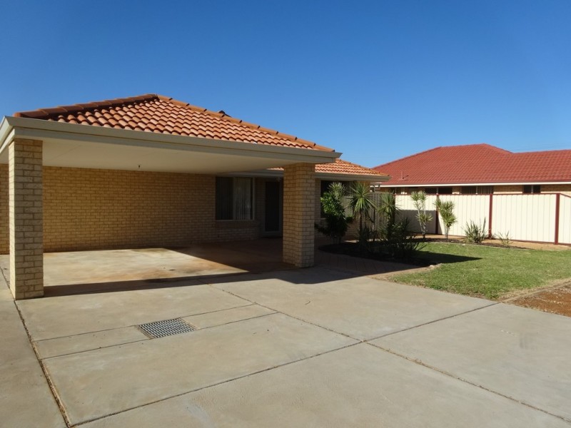 1/269 Third Street, Wonthella WA 6530