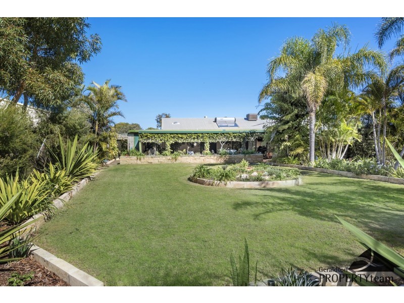 429 David Road, Waggrakine WA 6530