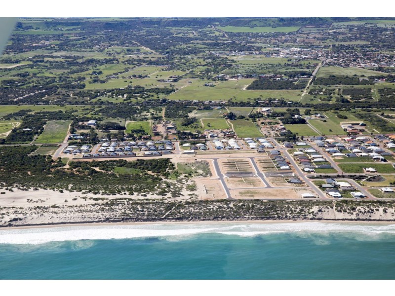 14 Outrigger Esplanade, Sunset Beach WA 6530