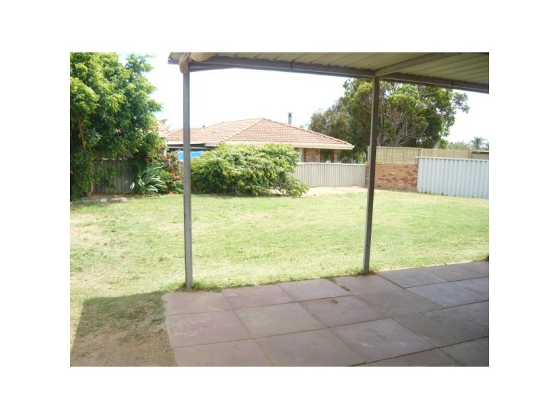 21 Solomon Circle, KARLOO, Geraldton WA 6530