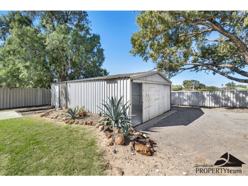 327 Banksia Street, Rangeway WA 6530