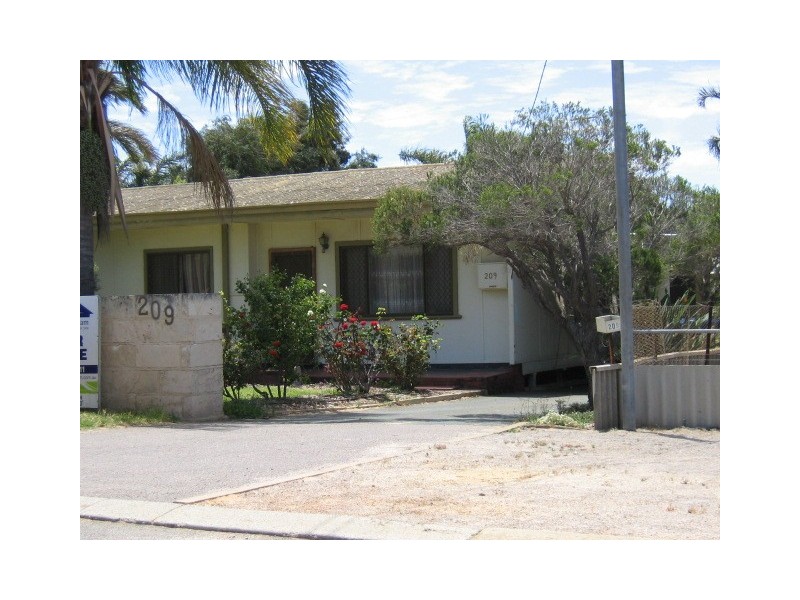 209 Seventh Street, Geraldton WA 6530