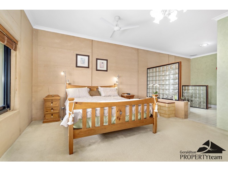 34 Stephen Road, Waggrakine WA 6530