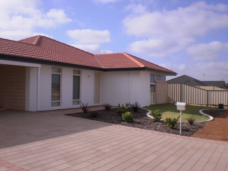25 Castlefin Road ALEXANDRA PARKLANDS, Geraldton WA 6530
