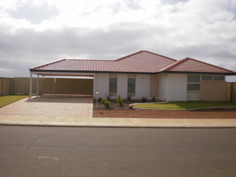 25 Castlefin Road ALEXANDRA PARKLANDS, Geraldton WA 6530