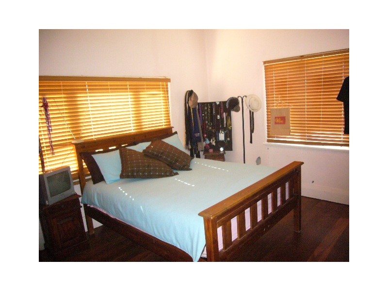 149 Shenton Street, Beachlands WA 6530