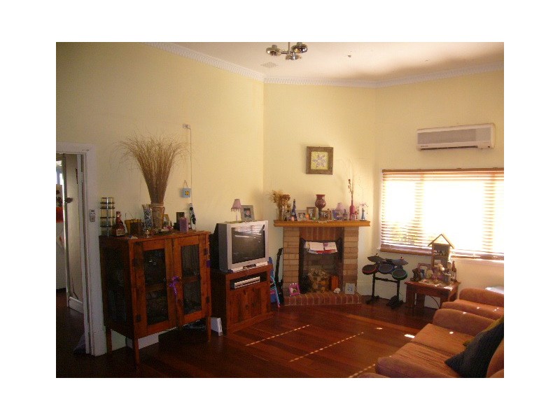 149 Shenton Street, Beachlands WA 6530