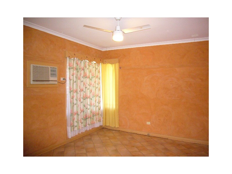 21 Felicia Street, Rangeway WA 6530