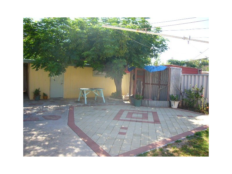 21 Felicia Street, Rangeway WA 6530