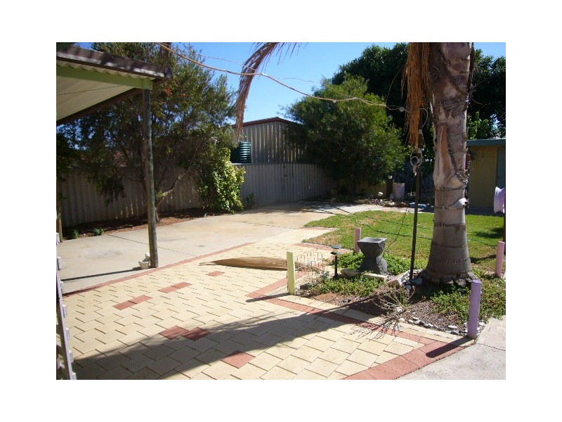 21 Felicia Street, Rangeway WA 6530