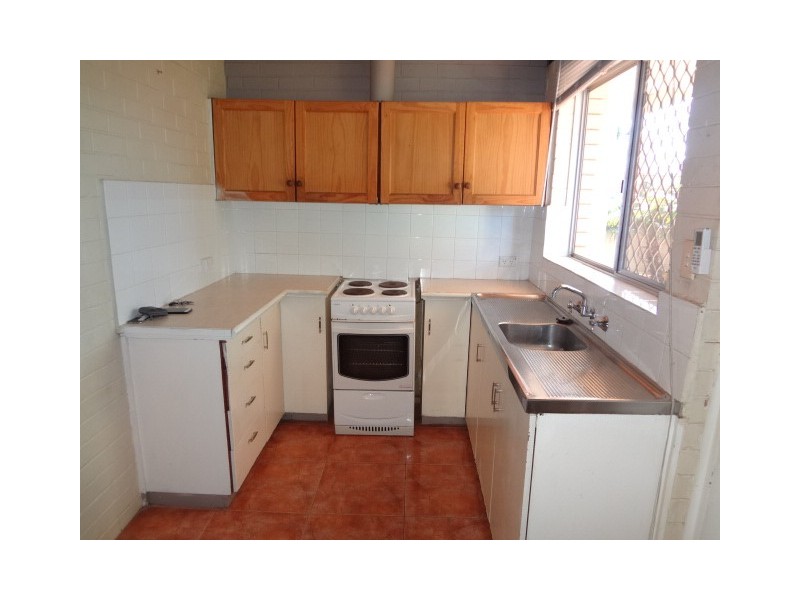 Unit 6/7 Duke St, Wonthella WA 6530