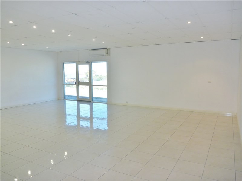 Unit 5/2 Oceanside Drive, Wandina WA 6530