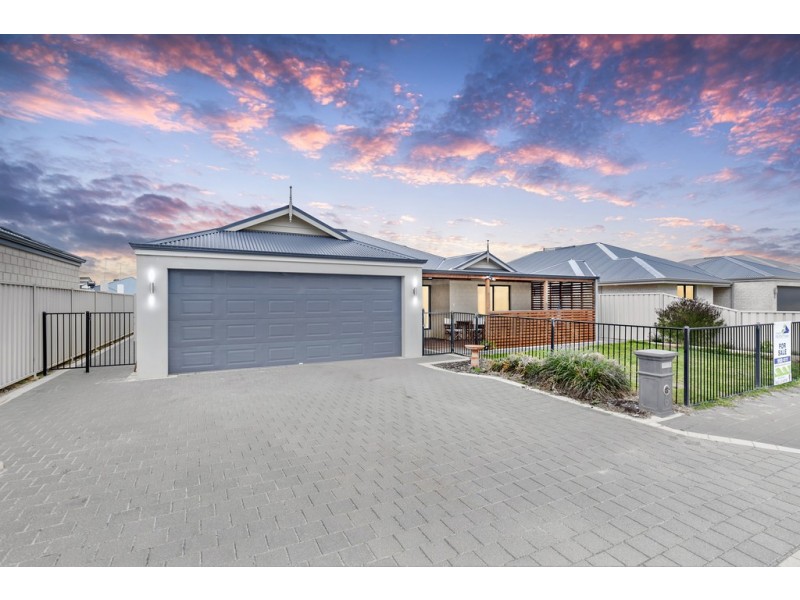 6 Staddon Lane, Beachlands WA 6530