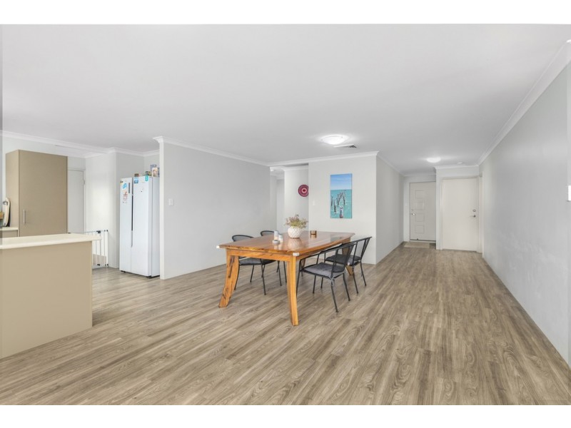 6 Staddon Lane, Beachlands WA 6530