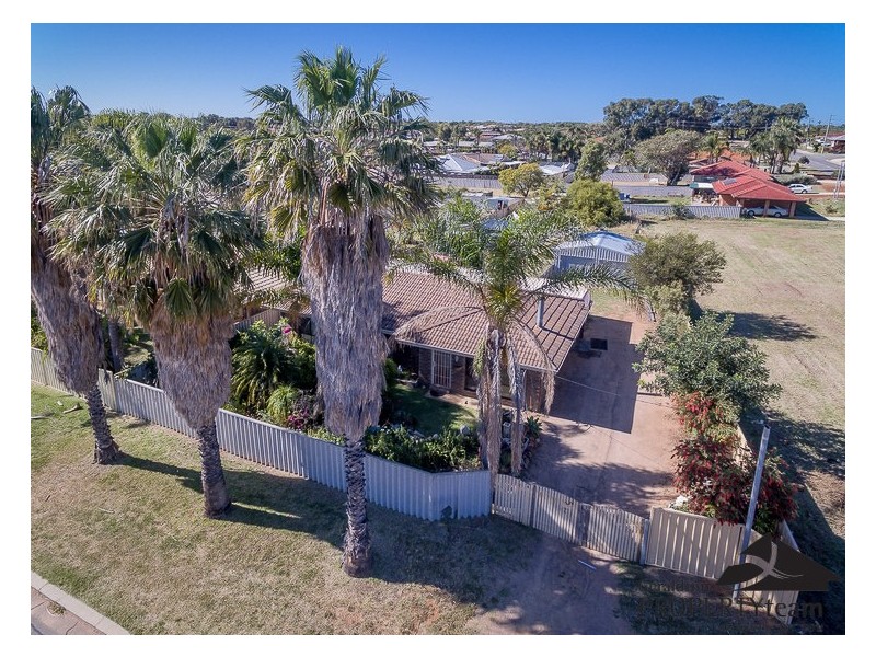 4 Hibiscus Street, Utakarra WA 6530