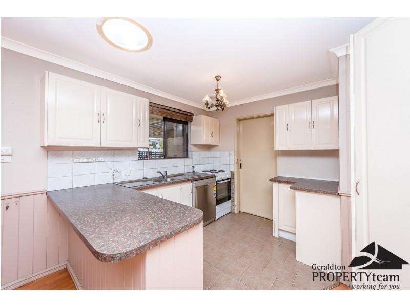 4 Hibiscus Street, Utakarra WA 6530