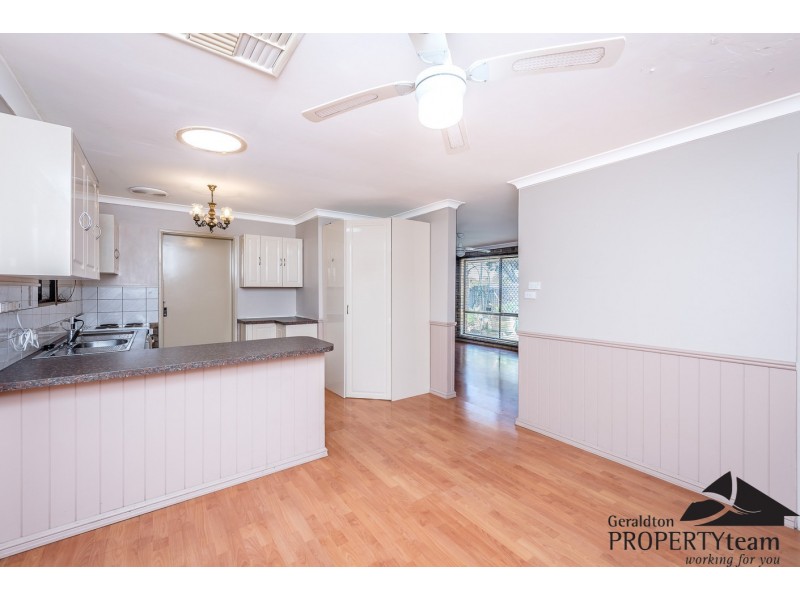 4 Hibiscus Street, Utakarra WA 6530