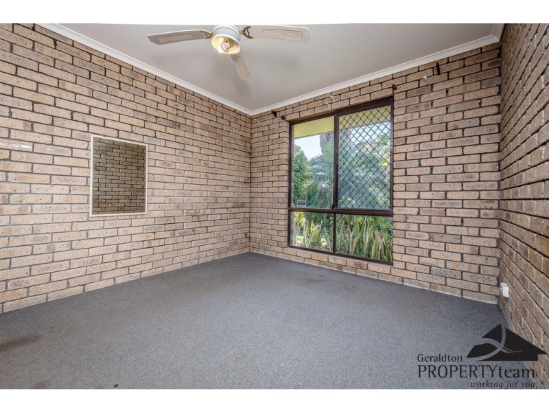 4 Hibiscus Street, Utakarra WA 6530