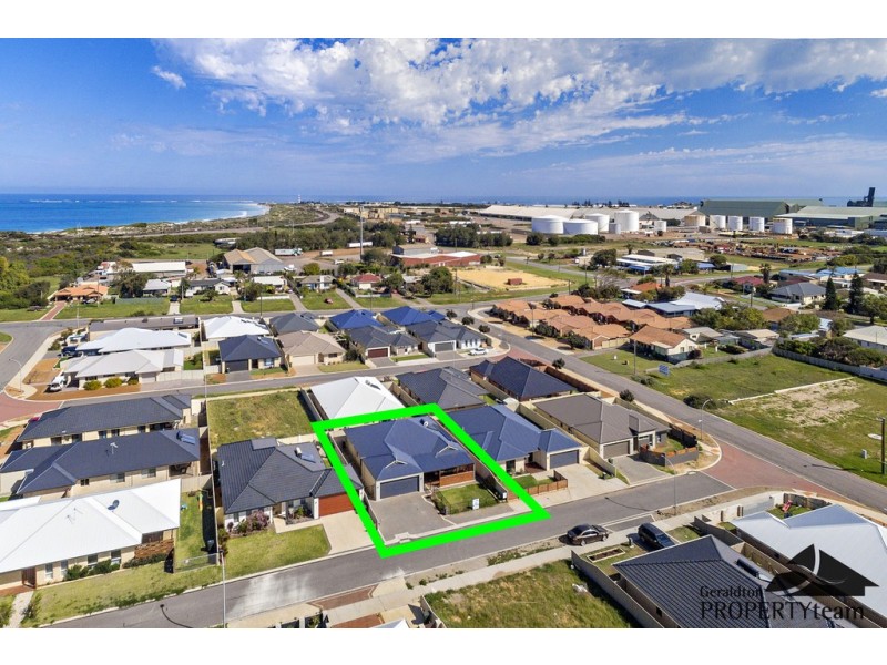 6 Staddon Lane, Beachlands WA 6530