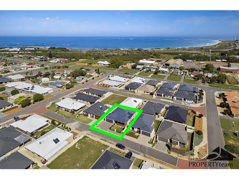 6 Staddon Lane, Beachlands WA 6530