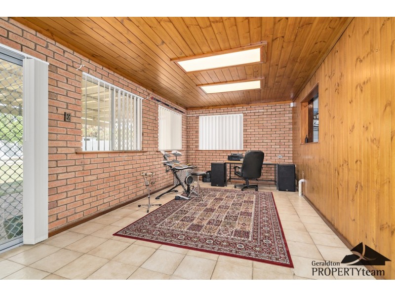 21 Abraham Street, Karloo WA 6530