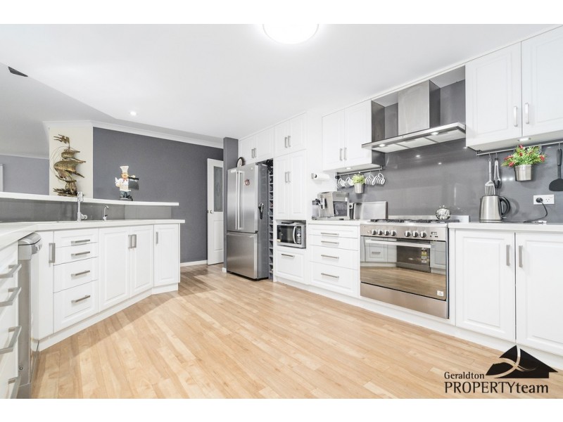 13 Somerset Place, Cape Burney WA 6532