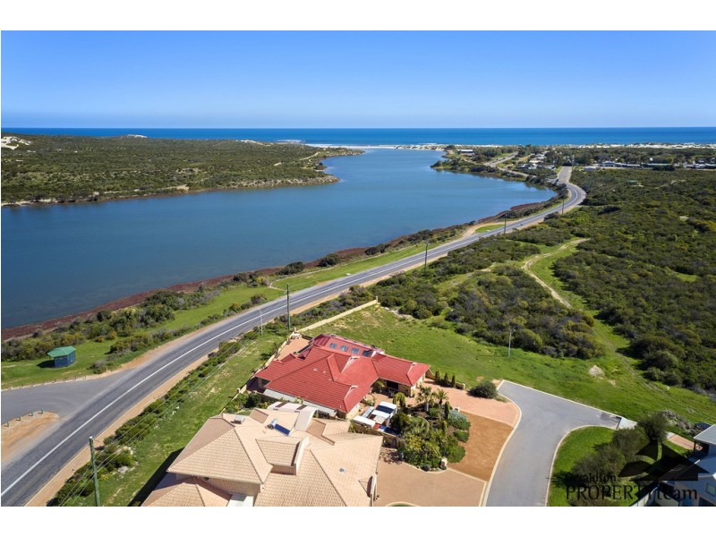 13 Somerset Place, Cape Burney WA 6532