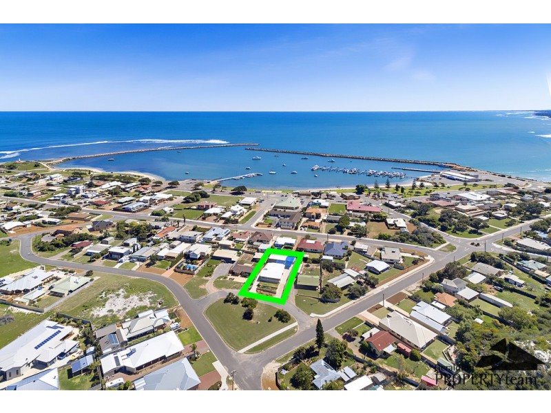 4 Whelan Street, Port Denison WA 6525