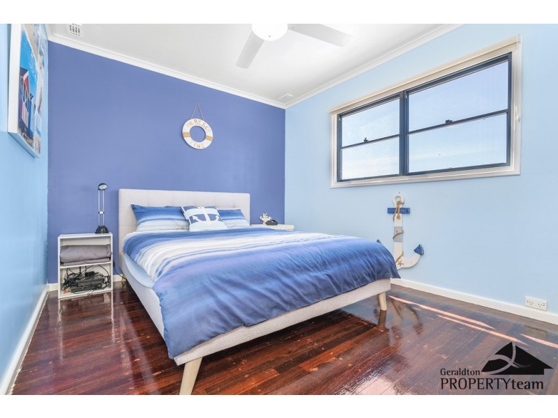 4 Whelan Street, Port Denison WA 6525