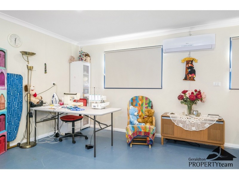 4 Whelan Street, Port Denison WA 6525