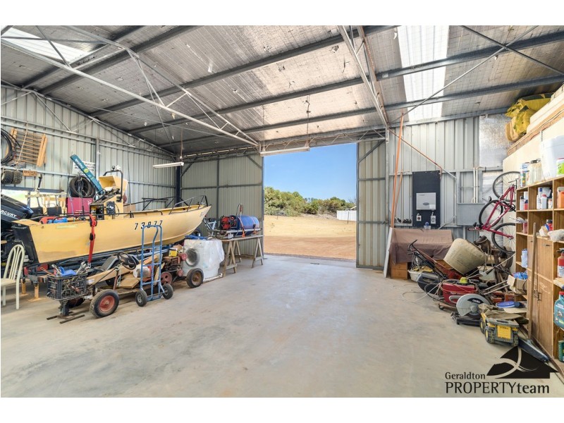 198 Sutcliffe Road, Waggrakine WA 6530