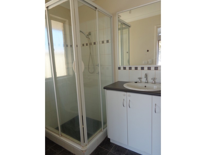 262A Seventh Street, Wonthella WA 6530