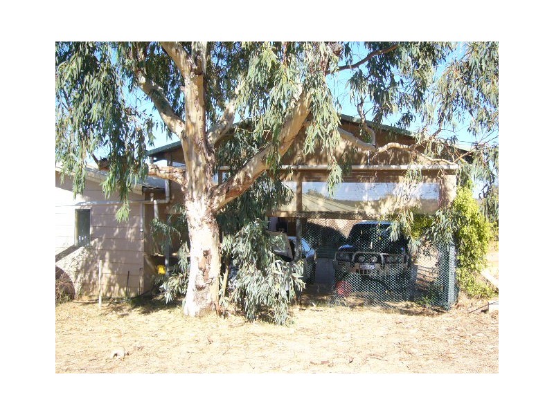 39 Carson Street, Isseka WA 6535