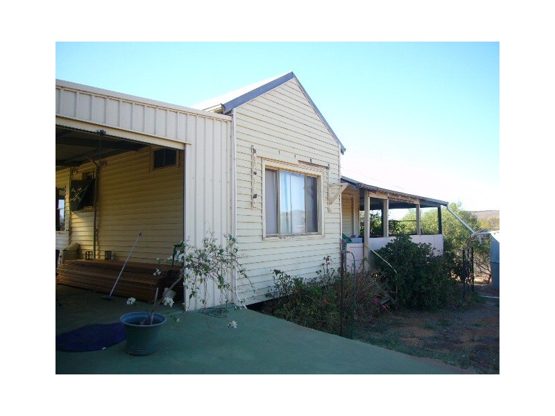 39 Carson Street, Isseka WA 6535