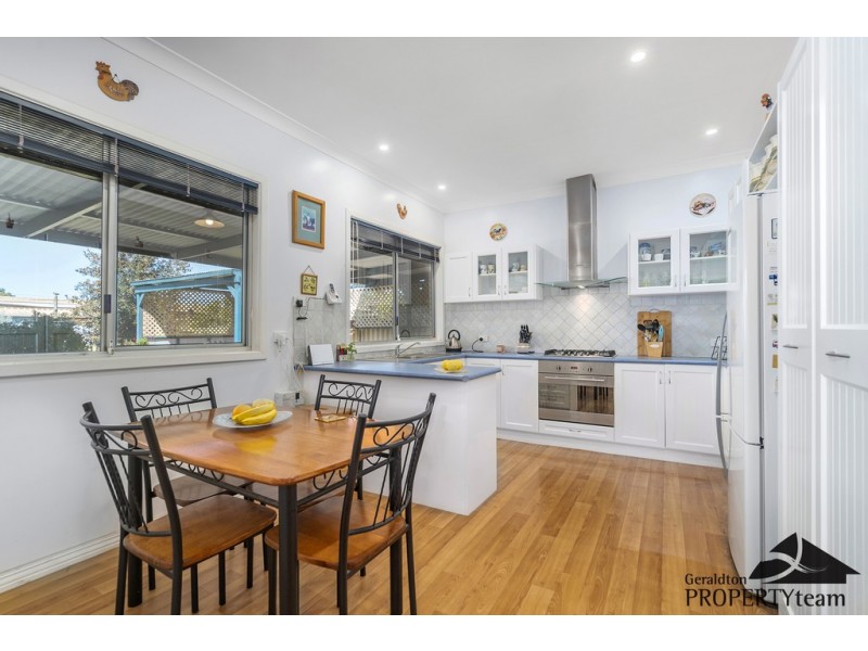 266 Third Street, Wonthella WA 6530