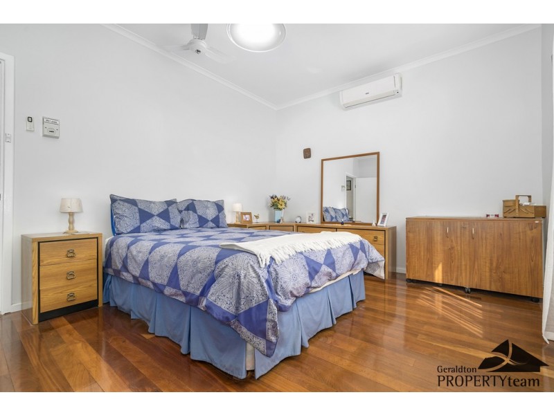 266 Third Street, Wonthella WA 6530