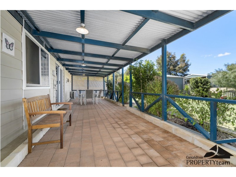 266 Third Street, Wonthella WA 6530