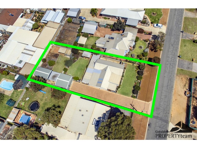 266 Third Street, Wonthella WA 6530