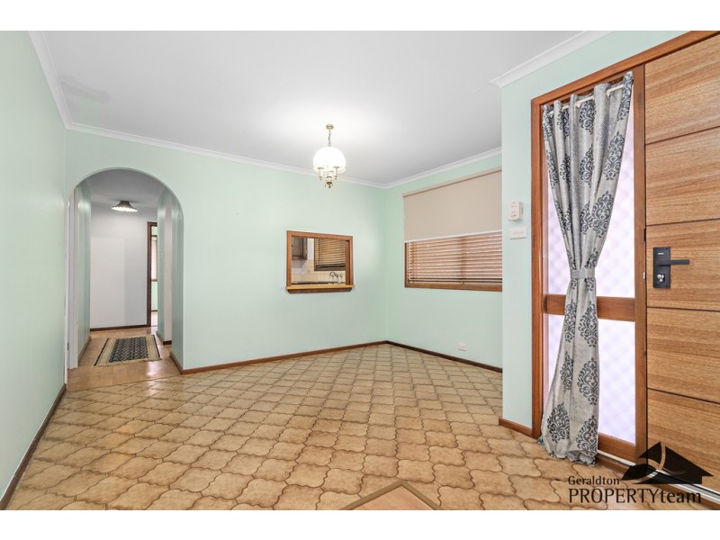 212 Chapman Valley Road, Waggrakine WA 6530