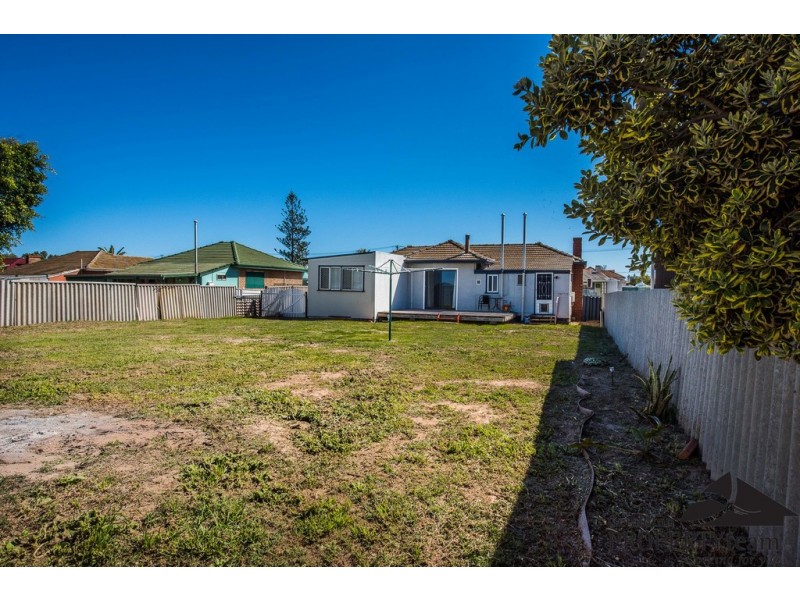 42 Maley Way, Beachlands WA 6530
