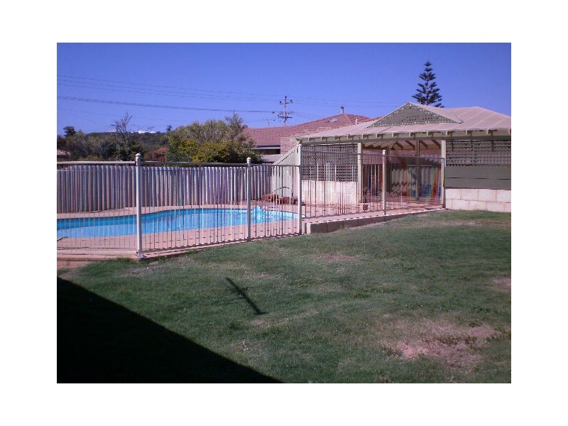 3 Kent Street, TARCOOLA BEACH, Geraldton WA 6530