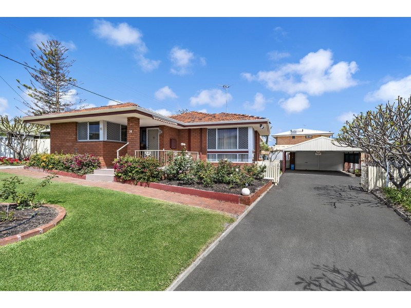 14 Ackland Road, Mount Tarcoola WA 6530