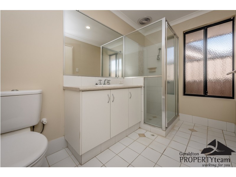 7 Tartan Place, Wandina WA 6530