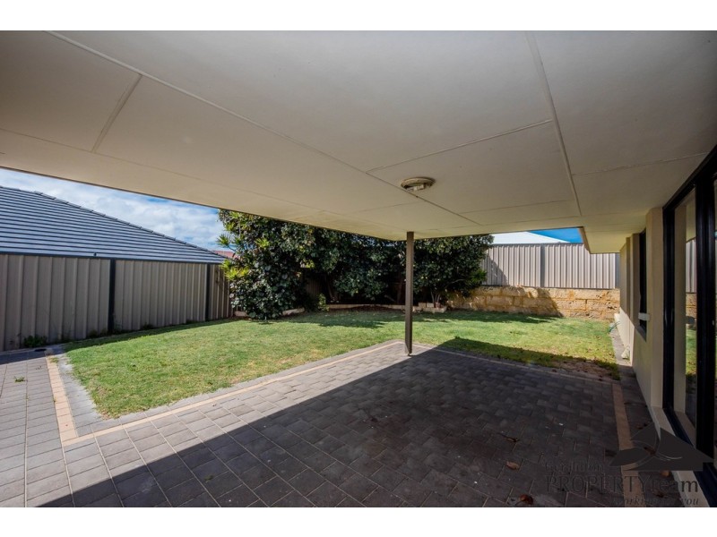 7 Tartan Place, Wandina WA 6530