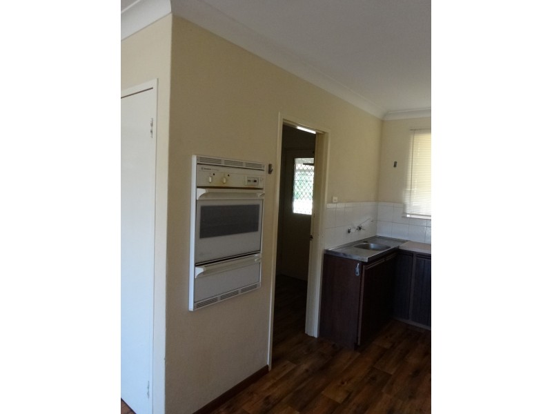 14b Thomas Avenue, Geraldton WA 6530