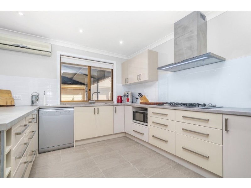 28 Eastcott Way, Tarcoola Beach WA 6530